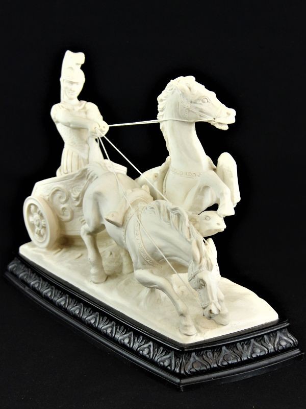 Romein op Chariot met 2 Trekpaarden